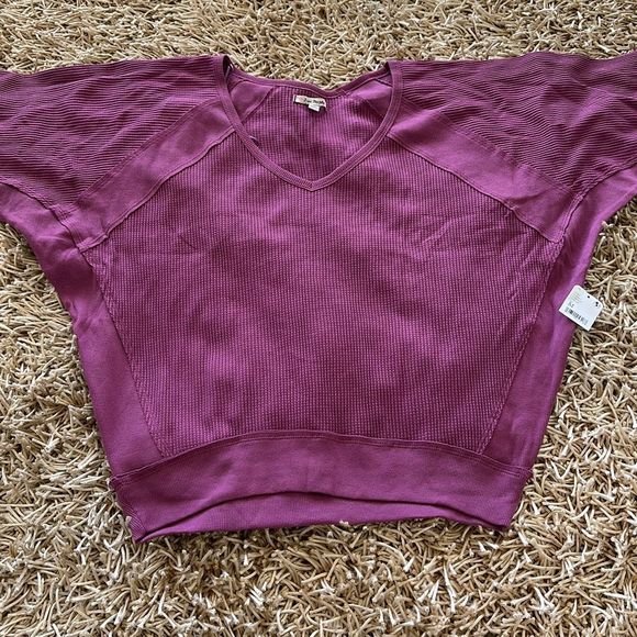Free People Santa Clara Thermal Mulberry Size M Oversized - Picture 2 of 8